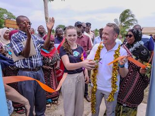 Schule in Kenia eröffnet – Bildung für 100 Kinder!